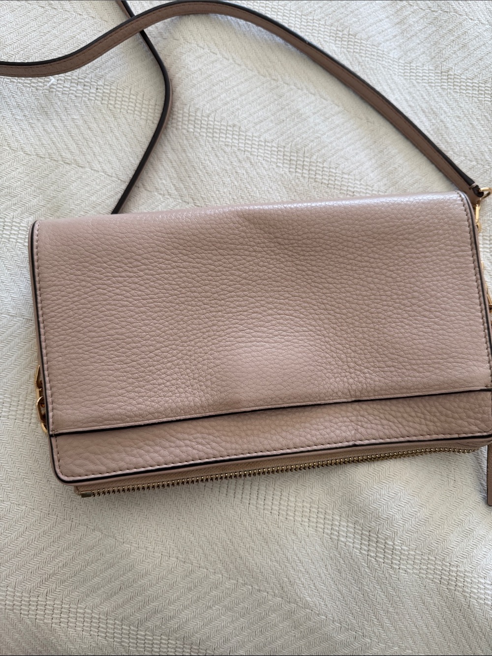 Tory Burch Blush Taupe Pebbled Leather Crossbody with Gold Trim - Picture 6 of 8